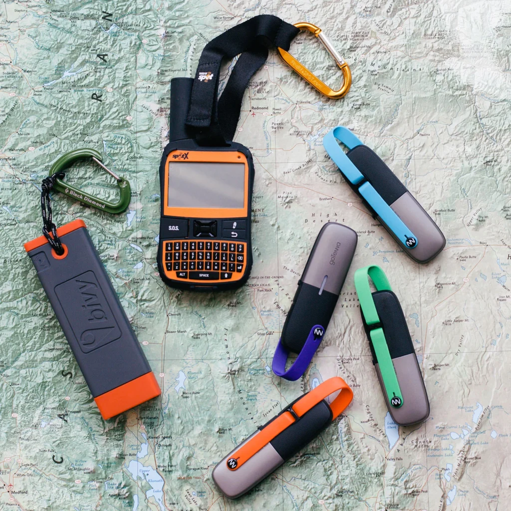 Best Communication Devices for Urban Emergencies